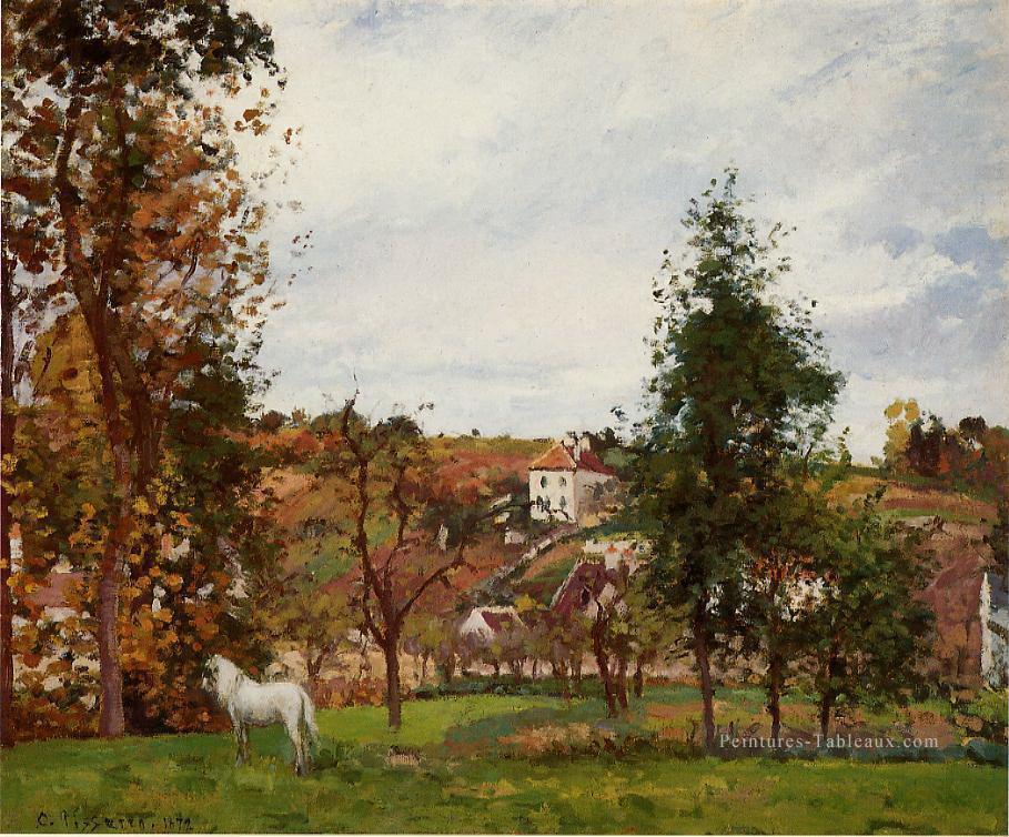 paysage avec un cheval blanc dans un champ l ermitage 1872 Camille Pissarro Peintures à l'huile